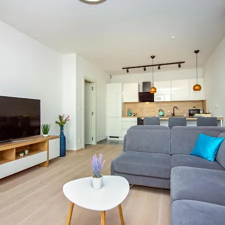 Sky Di Mare - Free Private Garage شقة