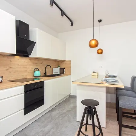 Sky Di Mare - Free Private Garage شقة سبليت
