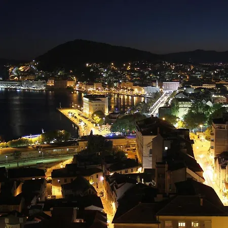 Sky Di Mare - Free Private Garage Apartment Split